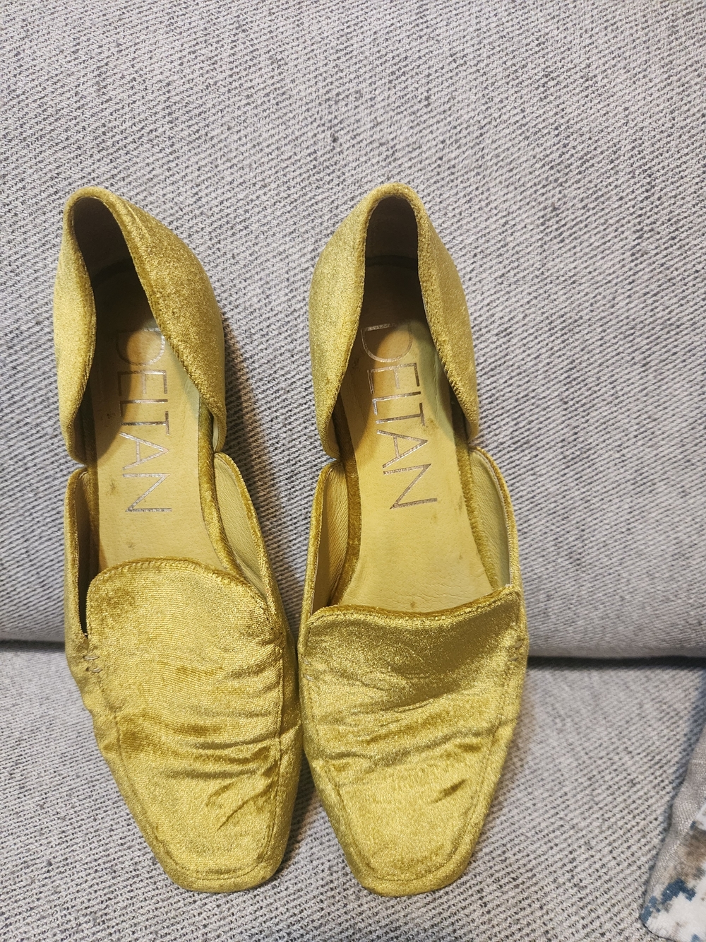Deltan Harper Meri Gold Velvet Slip On Loafers